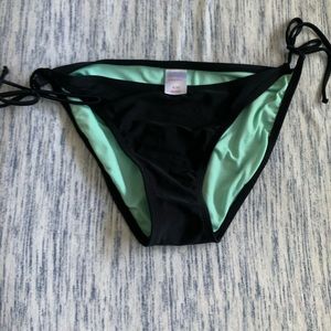 Bikini bottom